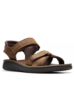 Clarks Wesley Shore in Beeswax leather