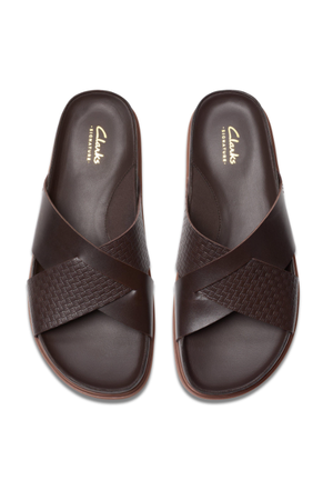 Clarks Torford Cross in brown leather