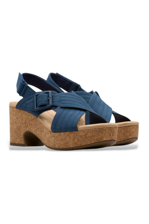 Clarks Nerisa West in Navy nubuck