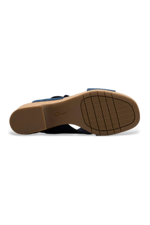 Clarks Nerisa West in Navy nubuck