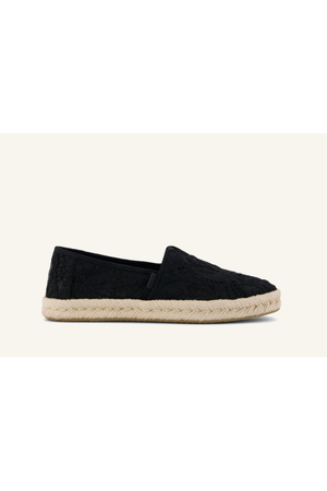 TOMS  Alpargata Rope 2.0 in Black floral crochet