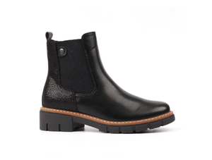 Lunar Bernadette boot GLB 234 in Black