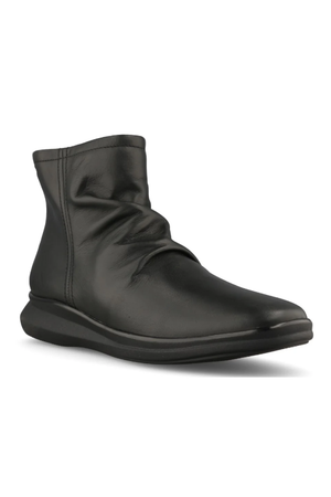 Clarks ladies boot Lynell Park in black leather
