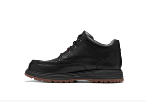 Clarks Melbury Hi in Black leather