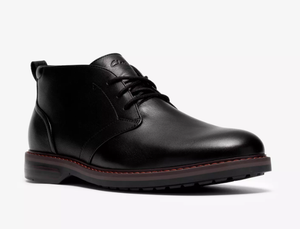 Clarks Aldwin2 Chukka in Black leather