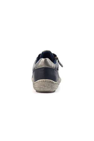 Lunar Sloan waterproof trainer in Navy DLB082