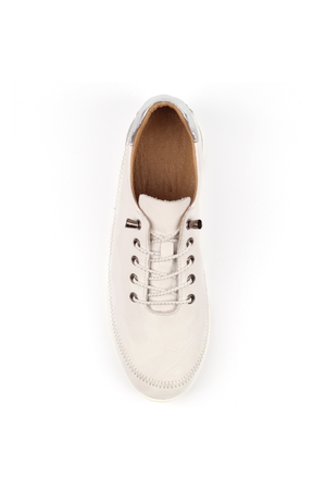 Lunar Penelopy FLK046 in White