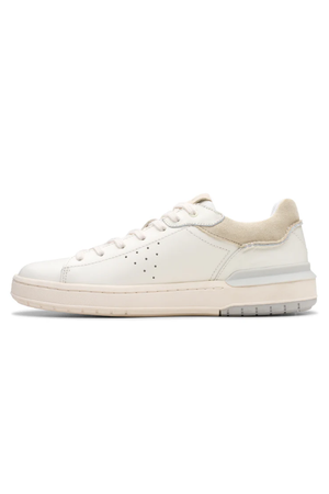 Clarks Courtlite2 Run in White leather