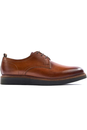 Base London Roly washed Derby in tan