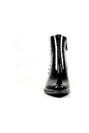 Lunar GLC 794 Violette in black patent boots