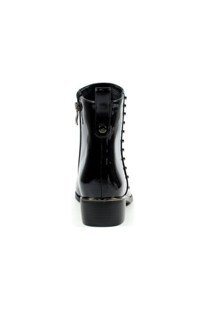 Lunar GLC 794 Violette in black patent boots
