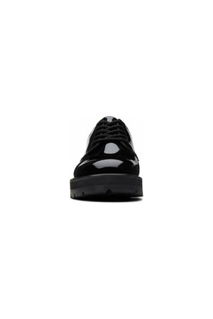 Clarks Prague Lace Older in Black Patent